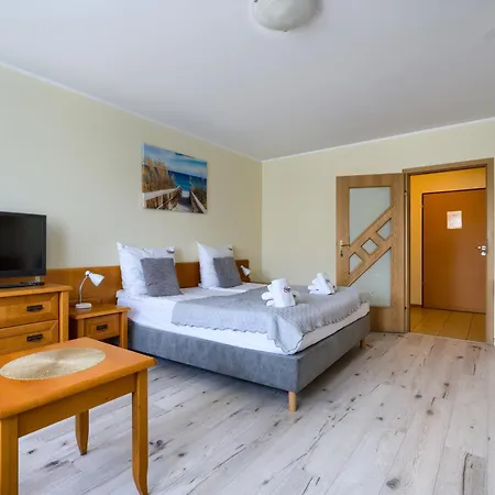 Apartamentyprzymorzu Wschód Słońca Olymp Z Basenem Kołobrzeg