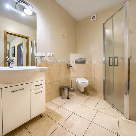 Apartamentyprzymorzu Wschod Slonca Olymp Z Basenem Kołobrzeg